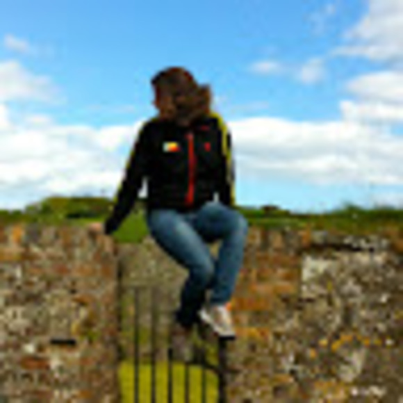 Meet your Posher, A - Picture 1 of 1